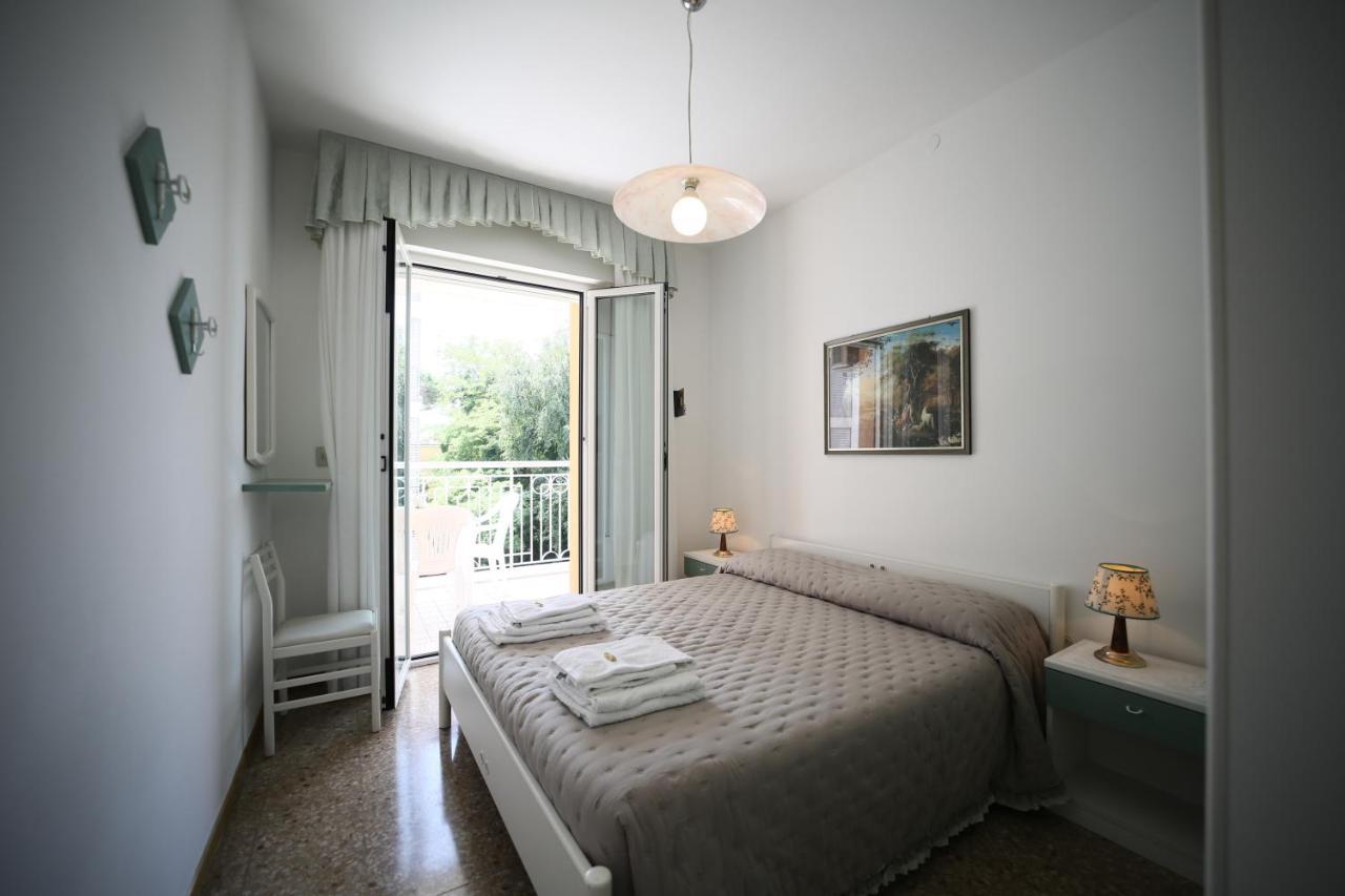 Residence Mariavittoria Lido di Jesolo Eksteriør bilde