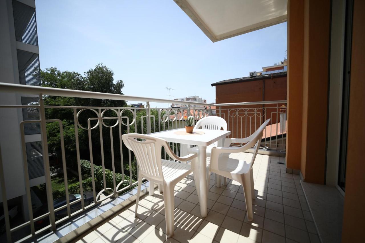 Residence Mariavittoria Lido di Jesolo Eksteriør bilde