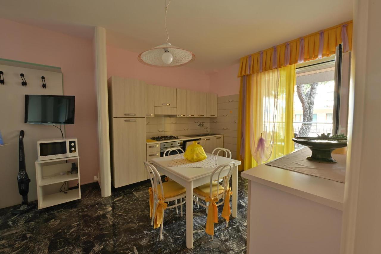 Residence Mariavittoria Lido di Jesolo Eksteriør bilde