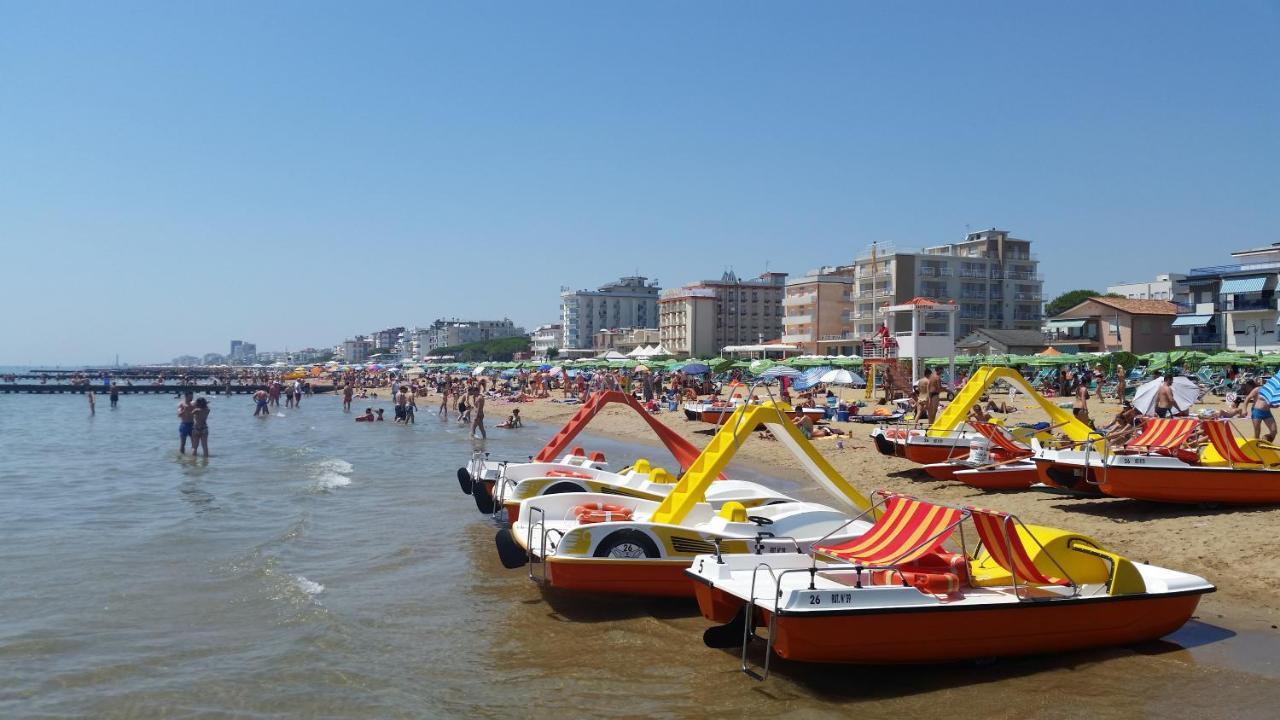 Residence Mariavittoria Lido di Jesolo Eksteriør bilde